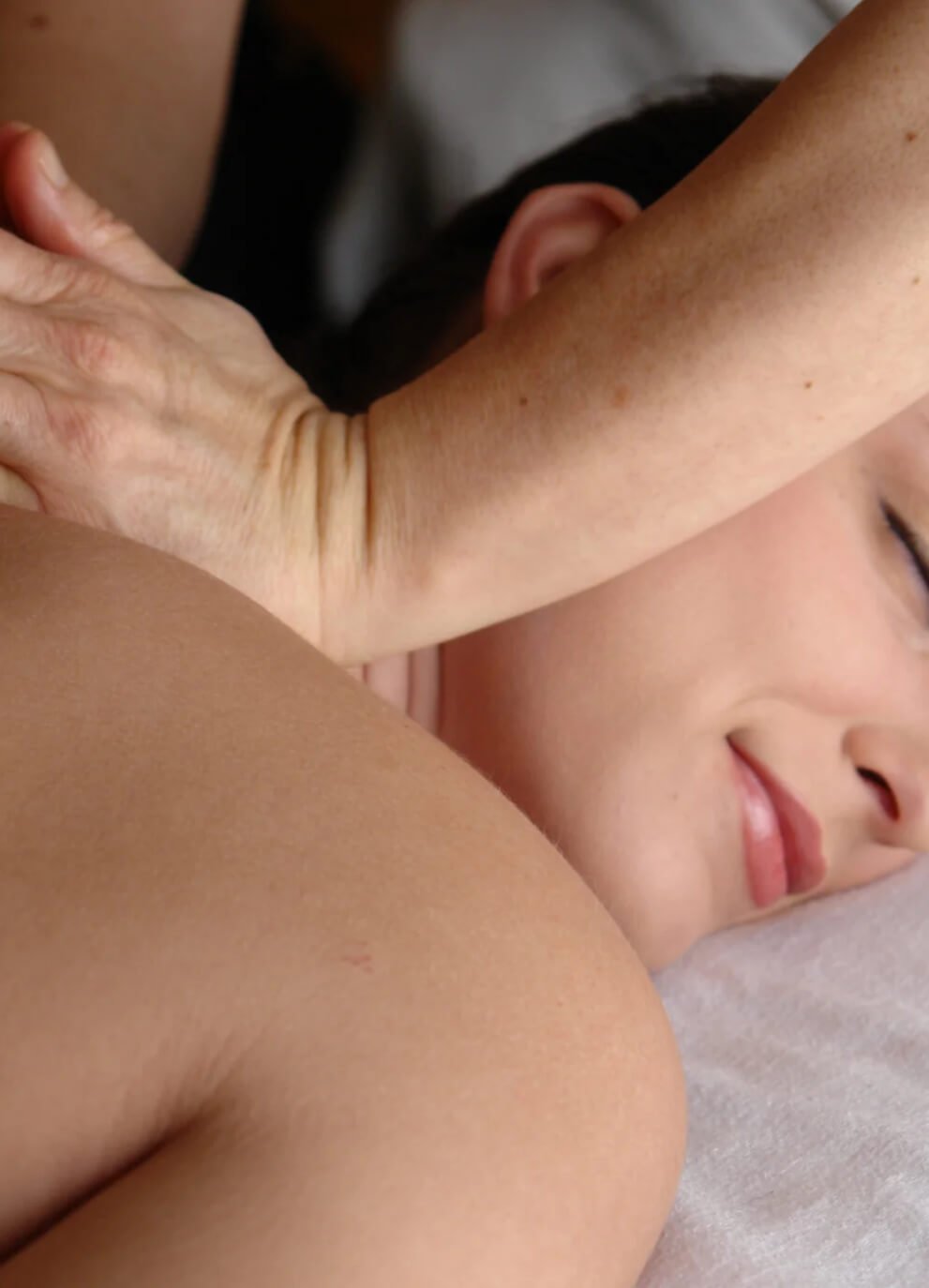 Thai-massage https://zynk.ae/wp-content/uploads/2025/04/Thai-massage.jpg